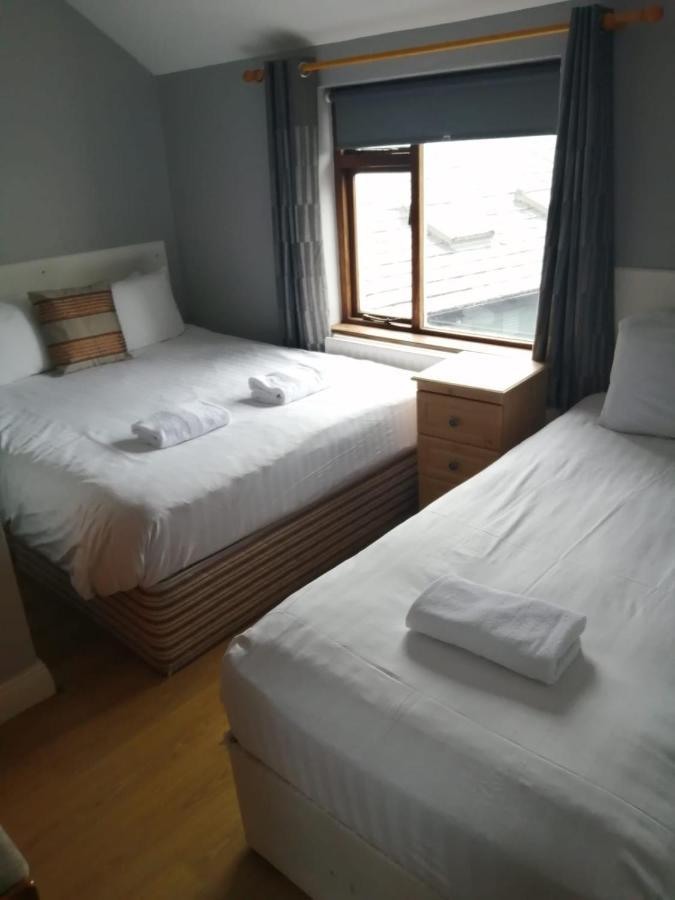 An File Economy Rooms Westport Extérieur photo
