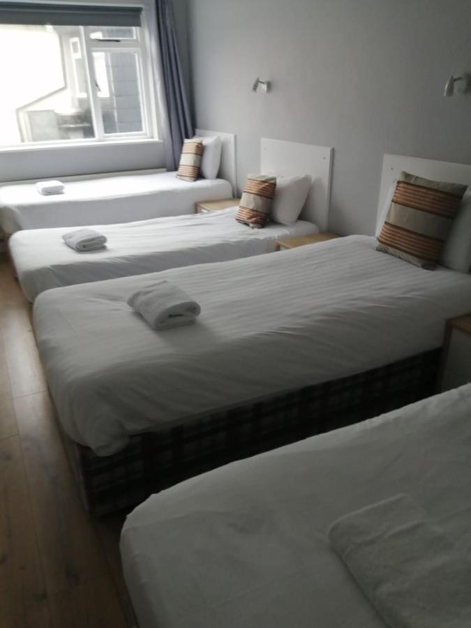 An File Economy Rooms Westport Extérieur photo